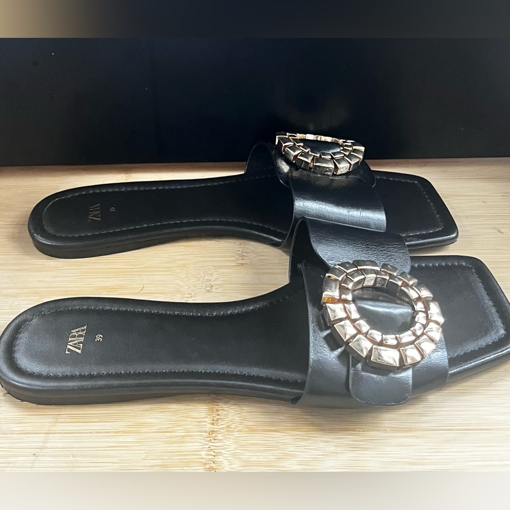 Zara Black Slide Sandals with Gold Circle Embellishment – Size 39 (US 8.5/9) - Picture 4 of 6